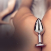 Металлическая анальная пробка Metal Anal Plug, размер M, цвет серебристый (голубой кристалл)